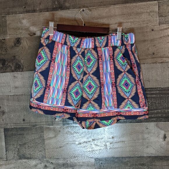 Pink Rose Pants - Pink Rose Aztec print shorts S